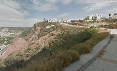 Terreno uso comercial Milenio III, Querétaro.