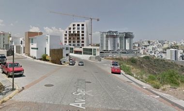 Terreno uso comercial Milenio III, Querétaro.