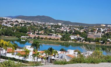 OPORTUNIDAD!!! TERRENO EN VENTA EN BALCONES JURIQUILLA, VISTA AL LAGO.