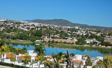 OPORTUNIDAD!!! TERRENO EN VENTA EN BALCONES JURIQUILLA, VISTA AL LAGO.