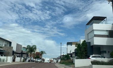 TERRENO EN VENTA CUMBRES DEL LAGO DENTRO DE PRIVADA