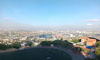 Renta Departamento amueblado en Zona Diamante Querétaro.