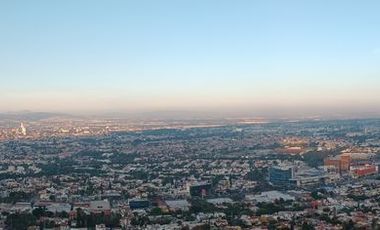 Renta Departamento amueblado en Zona Diamante Querétaro.