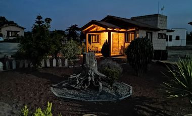 Quinta y hotel con casa principal con 4 cabañas muy cerca de la ciudad! Queretar