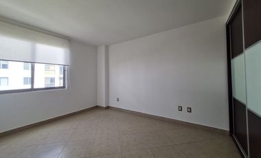 Renta departamento Juriquilla Santa Fe, alberca y gym., Qro.