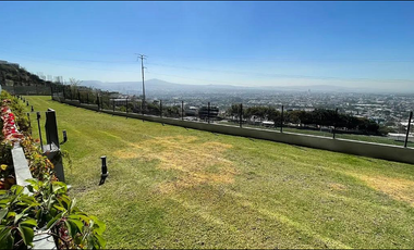 Departamento 3 recamaras AMUEBLADO en Zona Diamante Querétaro