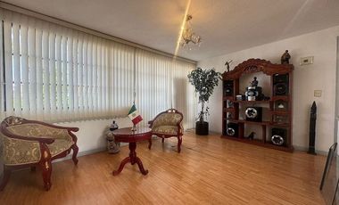 Casa en Venta, Lomas de la Hacienda, 4 Recámaras.