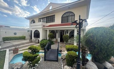 Casa en Venta, Lomas de la Hacienda, 4 Recámaras.