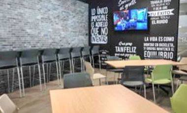 Oficina acondicionada en renta 301m2 edificio zona Campestre SPGG