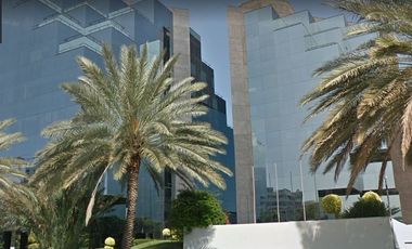 Oficina acondicionada en renta 301m2 edificio zona Campestre SPGG