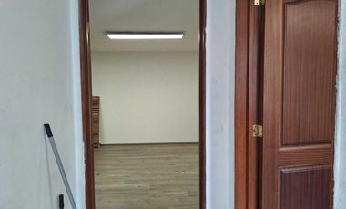 Renta de Bodega Industrial - Iztacalco - 2,500 m2