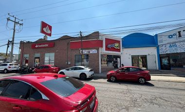 Renta de Oficinas/Local Comercial en Parque industrial Bernardo Quintana. 8