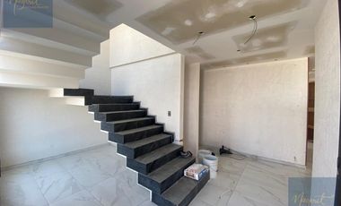 Casa con Roof Garden y Jardín | Cochera Techada para 2 Autos | Excelente Ubicación en Tlaxcala