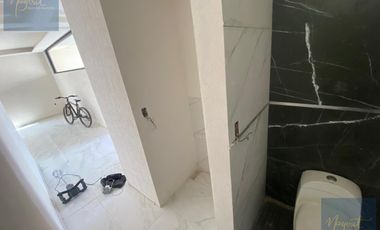 Casa con Roof Garden y Jardín | Cochera Techada para 2 Autos | Excelente Ubicación en Tlaxcala