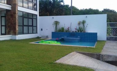 Casa en RENTA de 4 recámaras, con alberca y acceso al río, a 100 mts de Las Palmas Residencial