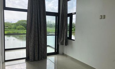 Casa en RENTA de 4 recámaras, con alberca y acceso al río, a 100 mts de Las Palmas Residencial