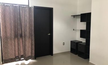 Casa en RENTA de 4 recámaras, con alberca y acceso al río, a 100 mts de Las Palmas Residencial