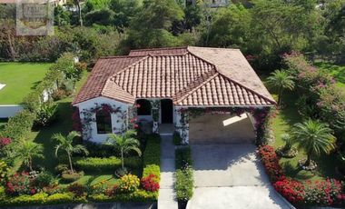 SE VENDE CASA CAMPESTRE EN HACIENDA PACFICA, CERCA DEL MAR (MC)