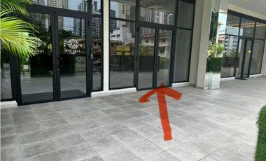 VENTA LOCAL COMERCIAL EN CALLE 50  EXCELENTE UBICACION LT