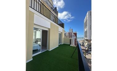 4 AMB A LA CALLE CON BALCÓN TERRAZA