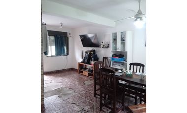 506 E 8 Y 9 PH EN VENTA