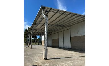 IMPORTANTE GALPON EN ALQUILER RUTA 11 - VALERIA DEL  MAR