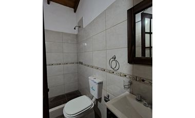 PH  4 AMBIENTES CON COCHERA Y QUINCHO SIN EXPENSAS