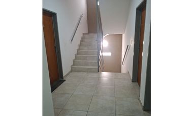 IMPECABLE DEPARTAMENTO EN ALQUILER. ITUZAINGO SUR.