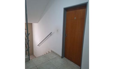 IMPECABLE DEPARTAMENTO EN ALQUILER. ITUZAINGO SUR.
