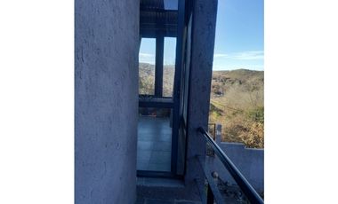 SE VENDE CASA DE DOS DORMITORIOS EN MAYU SUMAJ A METROS DEL RIO