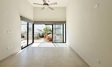 Casa en Venta en conkal una sola planta equipada y con paneles solares