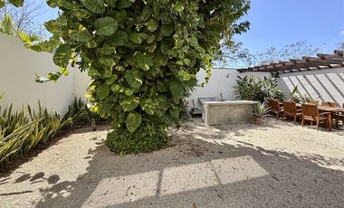Casa en Venta en conkal una sola planta equipada y con paneles solares