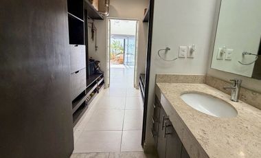 Casa en Venta en conkal una sola planta equipada y con paneles solares