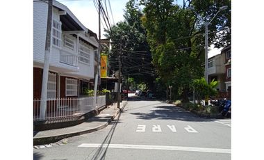 Se Arrienda Casa Comercial en San Joaquin, Medellín