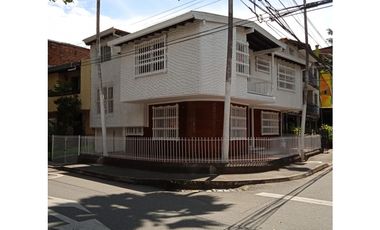 Se Arrienda Casa Comercial en San Joaquin, Medellín