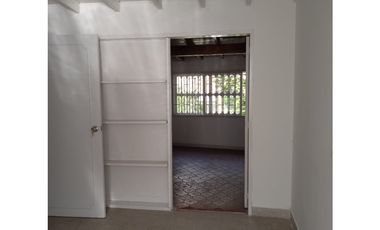 Se Arrienda Casa Comercial en San Joaquin, Medellín