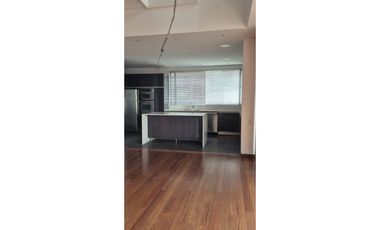 Los Rosales Penthouse Dupléx con Balcón