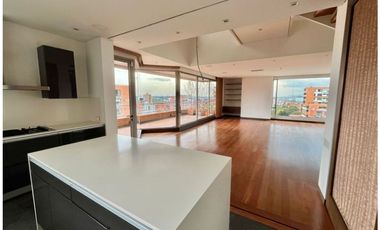 Los Rosales Penthouse Dupléx con Balcón