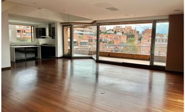 Los Rosales Penthouse Dupléx con Balcón