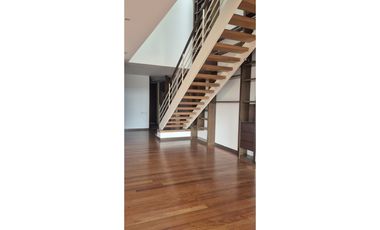 Los Rosales Penthouse Dupléx con Balcón