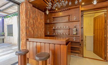 Casa en Venta en el poblado cerca al C.C. Tesoro