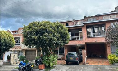 Casa en Venta en Itagüí Barrio Suramérica