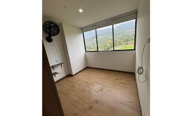 APARTAMENTO EN ARRIENDO SECTOR COLINA CAMPESTRE  - ENVIGADO