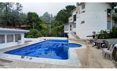 Casa en Arriendo Loma del Chocho Envigado