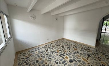 SE VENDE O ARRIENDA CASA EN EL SECTOR DEL JARDIN, SANTA MARTA