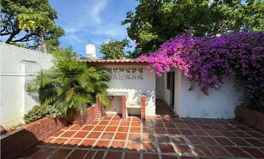 SE VENDE O ARRIENDA CASA EN EL SECTOR DEL JARDIN, SANTA MARTA