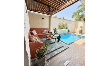 Casa con piscina Sector La Castellana de Barranquilla