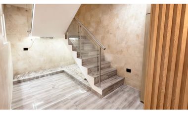 Casa esquinera con terraza en venta | Rincón del bosque - Palmira