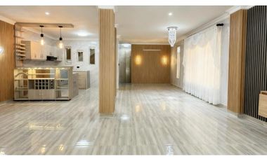 Casa esquinera con terraza en venta | Rincón del bosque - Palmira