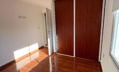 Departamento en alquiler en Valentin Alsina